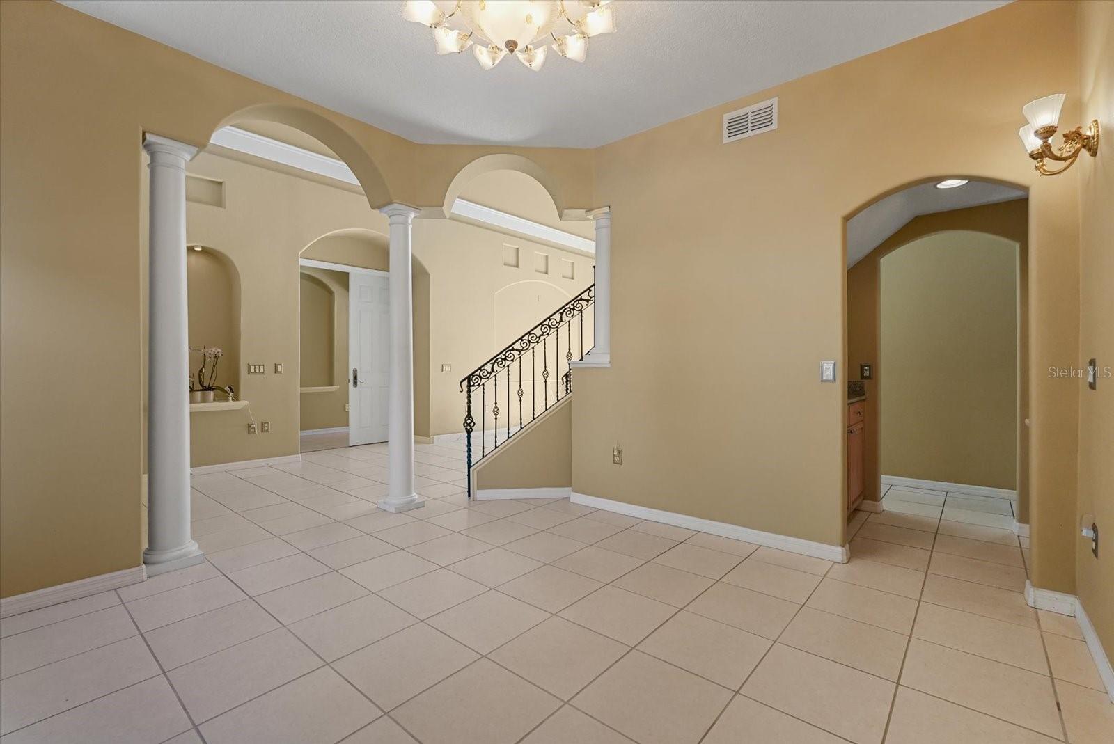 Image 14 of 49 For 9128 Phillips Grove Terrace
