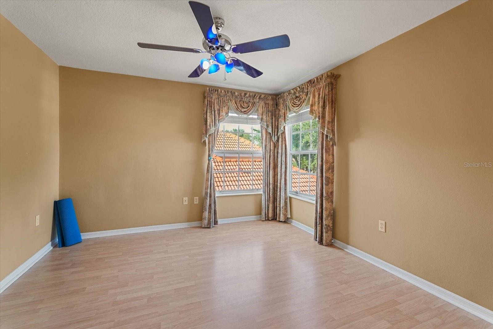 Image 19 of 49 For 9128 Phillips Grove Terrace