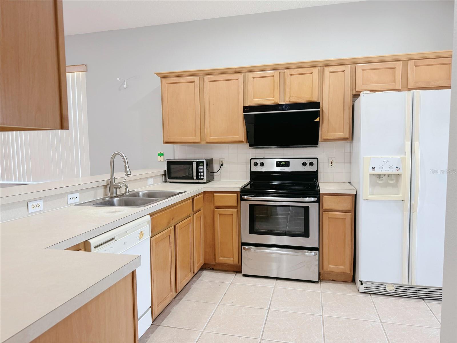 Image 12 of 36 For 5004 Alavista Drive