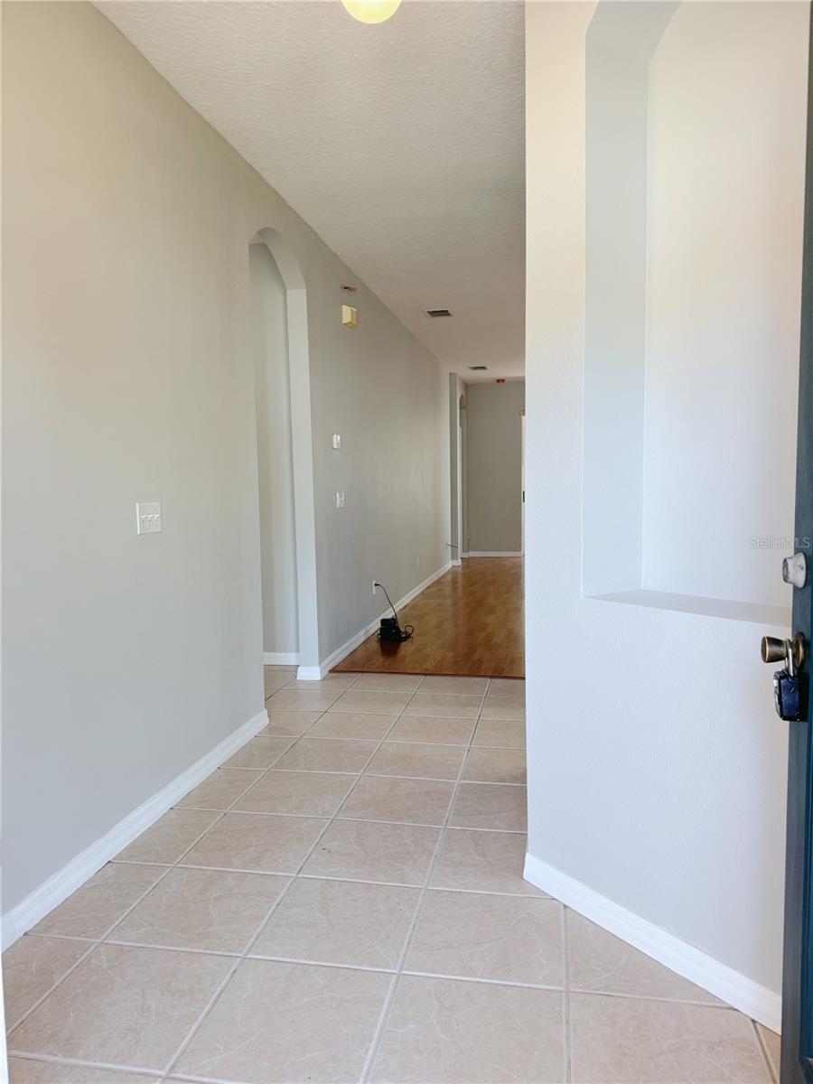 Image 3 of 36 For 5004 Alavista Drive