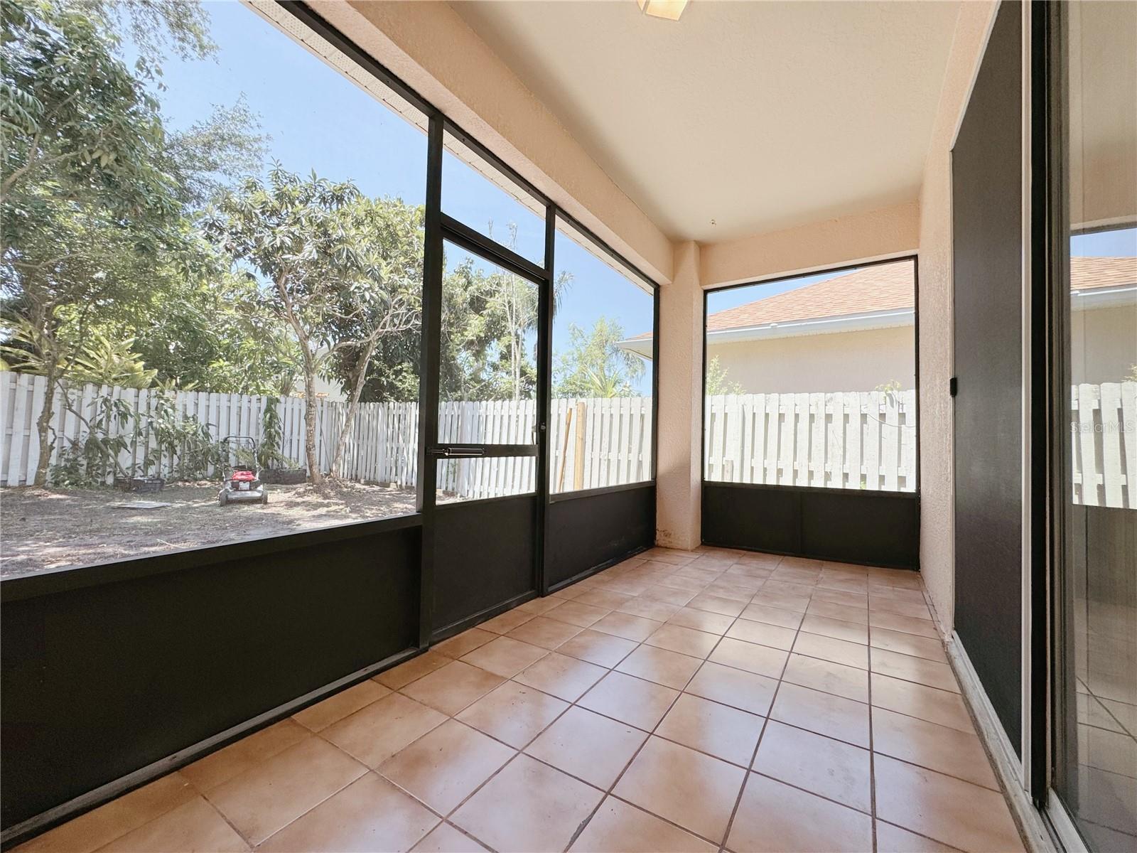 Image 32 of 36 For 5004 Alavista Drive