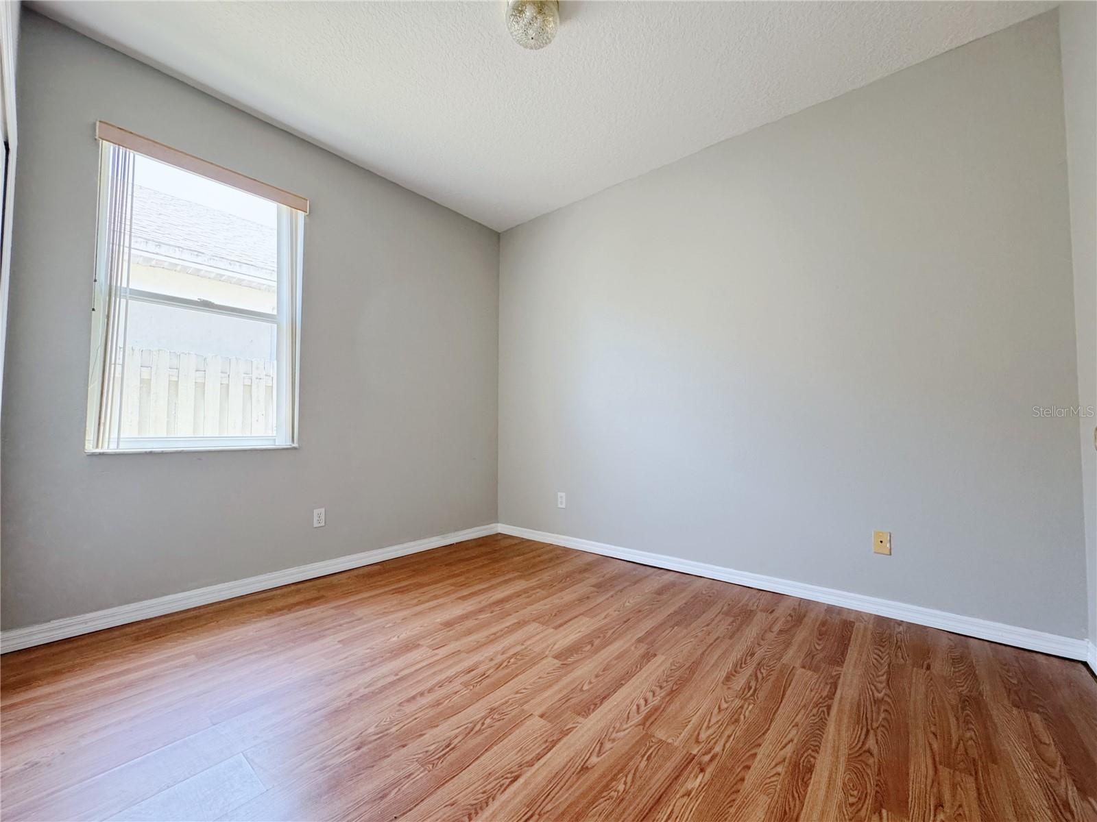 Image 9 of 36 For 5004 Alavista Drive