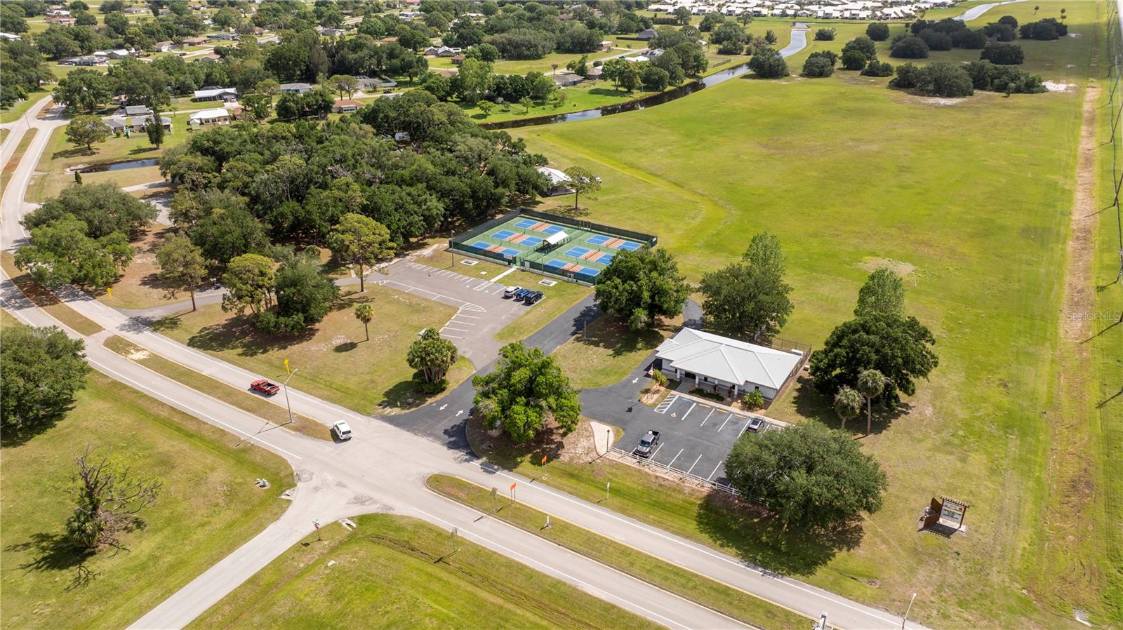 Image 20 of 45 For 8600 Castile Road