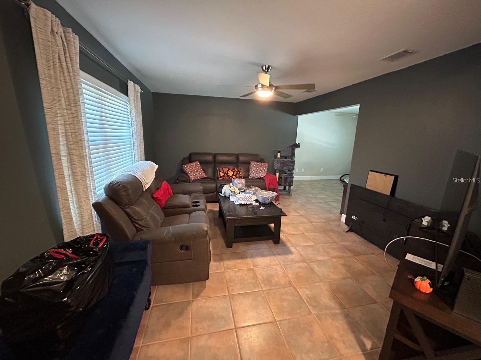 Image 3 of 16 For 9721 Heatherwood Court