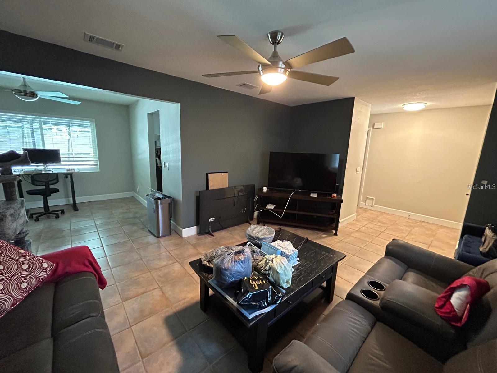 Image 4 of 16 For 9721 Heatherwood Court