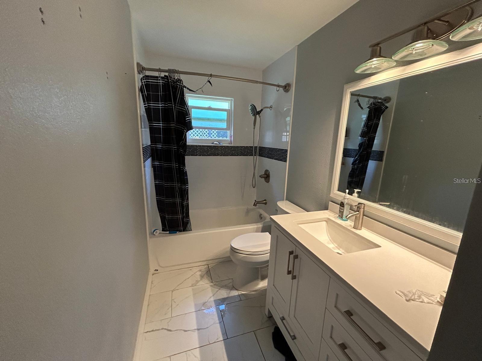 Image 8 of 16 For 9721 Heatherwood Court