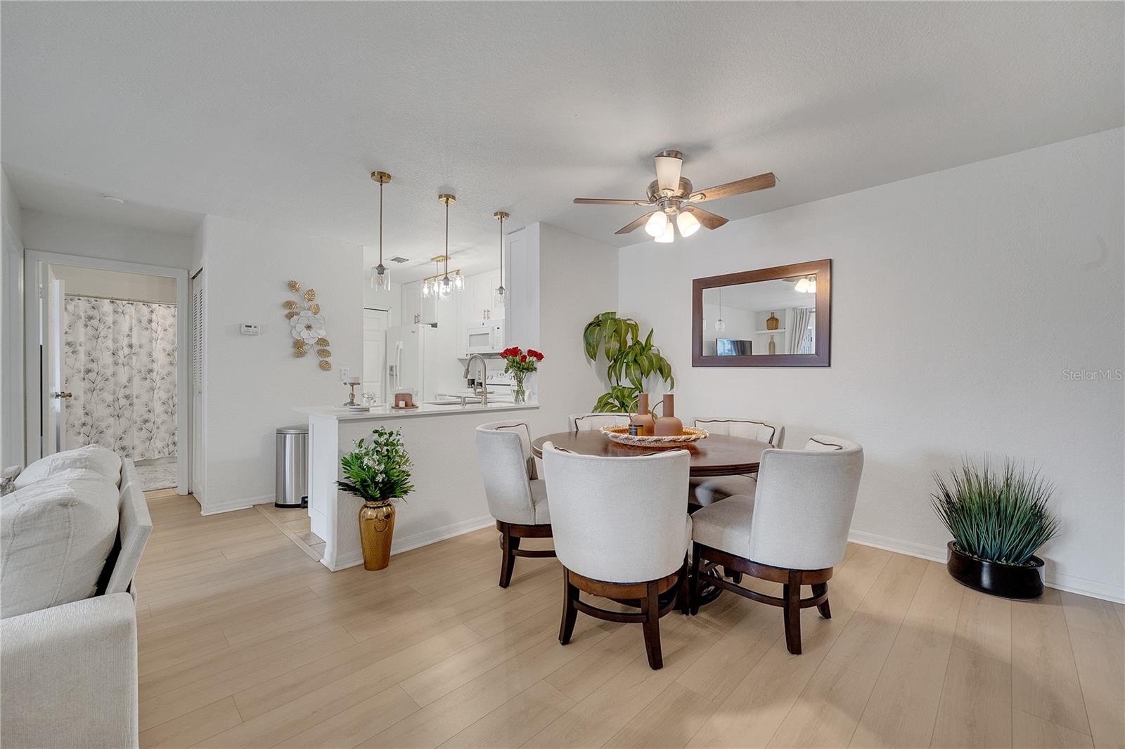 Image 10 of 50 For 8801 Latrec Ave  8101