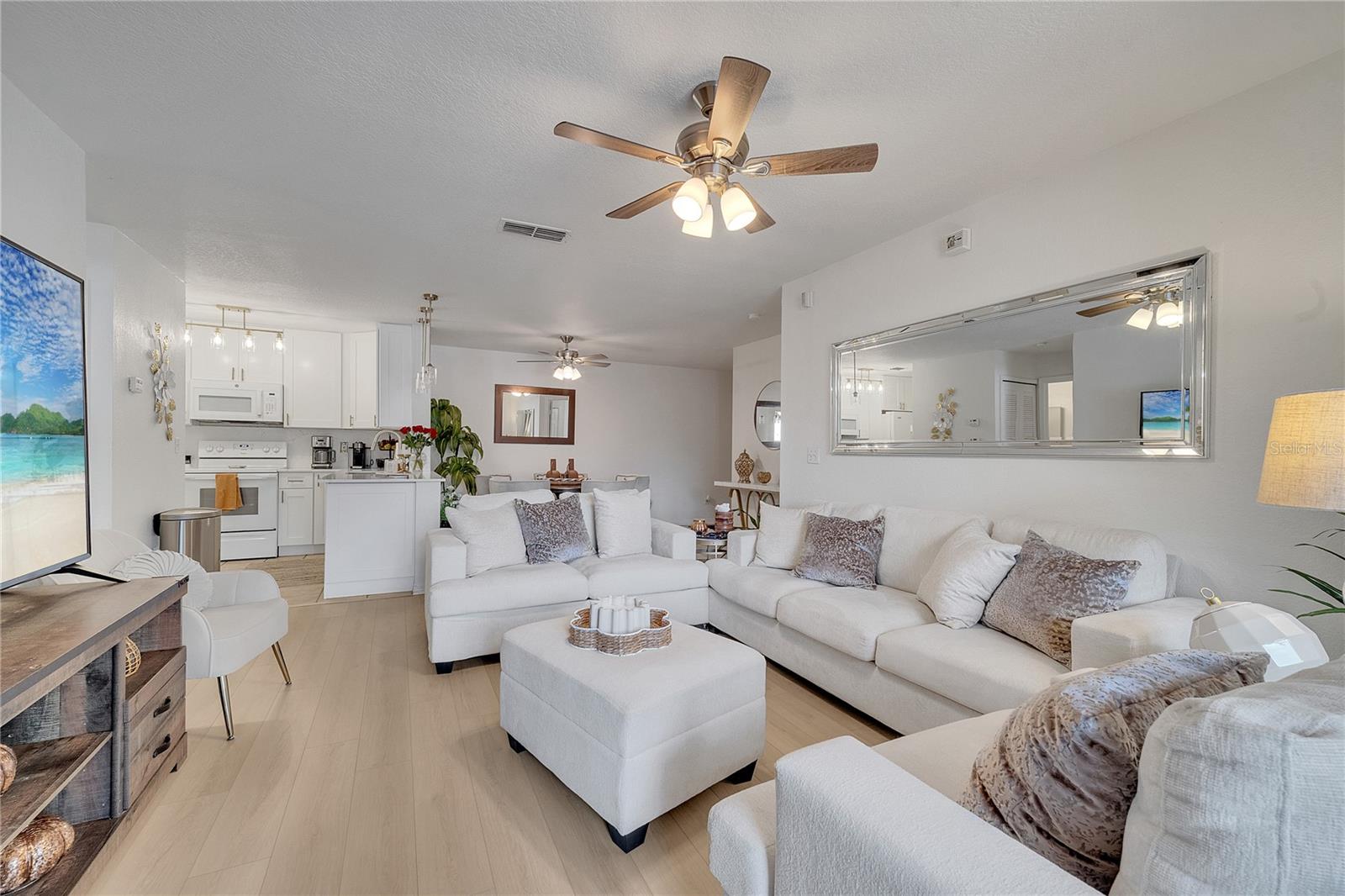 Image 22 of 50 For 8801 Latrec Ave  8101