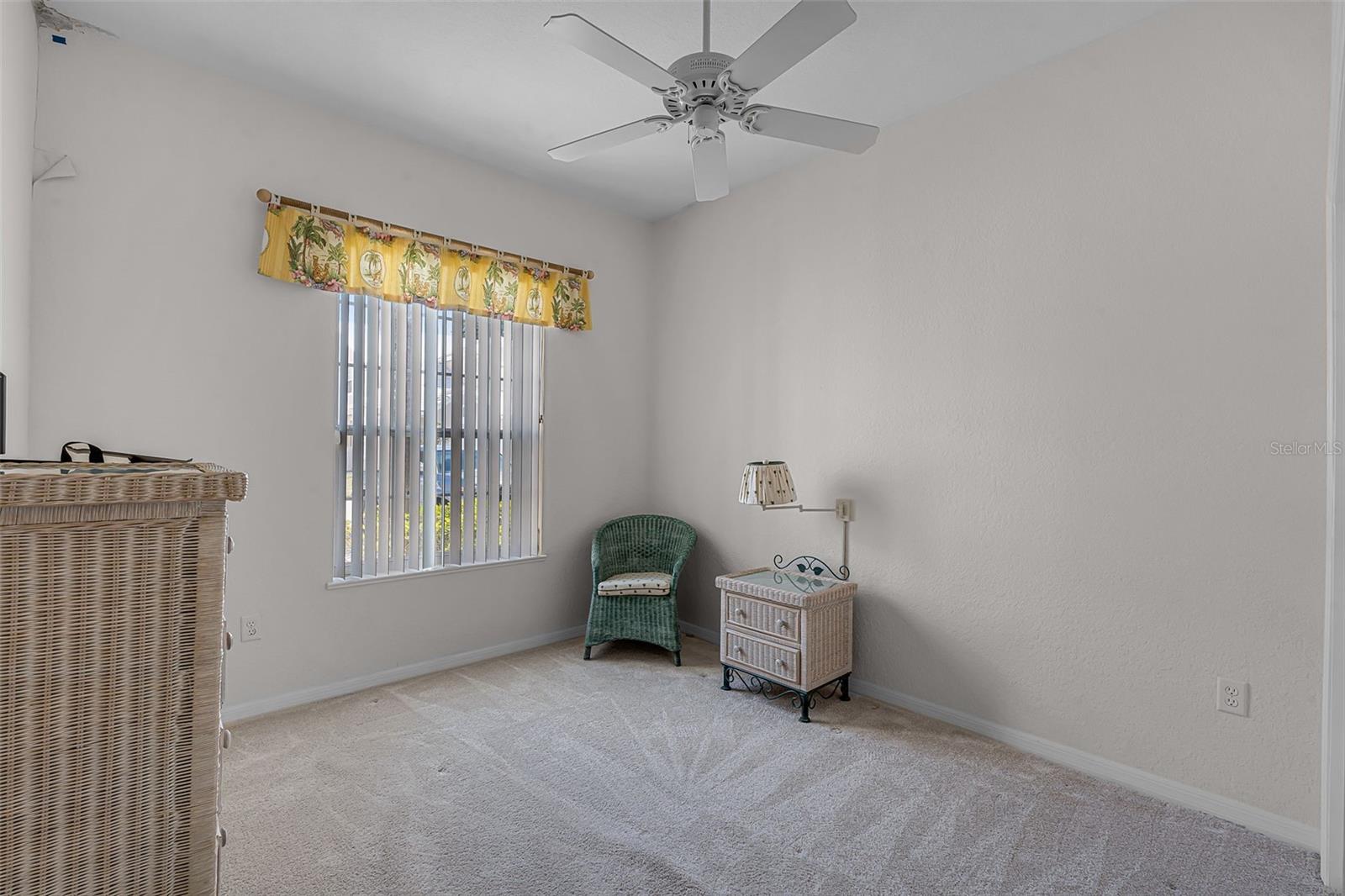Image 21 of 28 For 6955 Della Drive 41