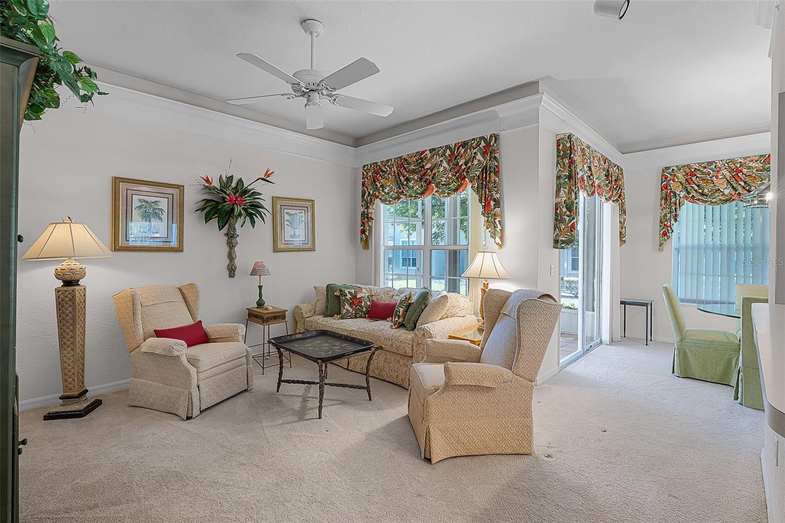 Image 4 of 28 For 6955 Della Drive 41