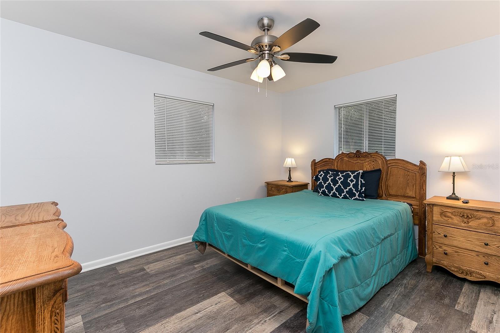 Image 32 of 60 For 205 Elaine Place