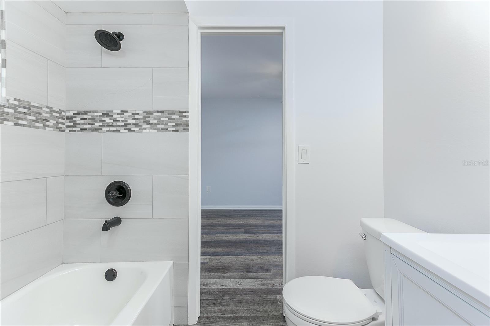 Image 37 of 60 For 205 Elaine Place