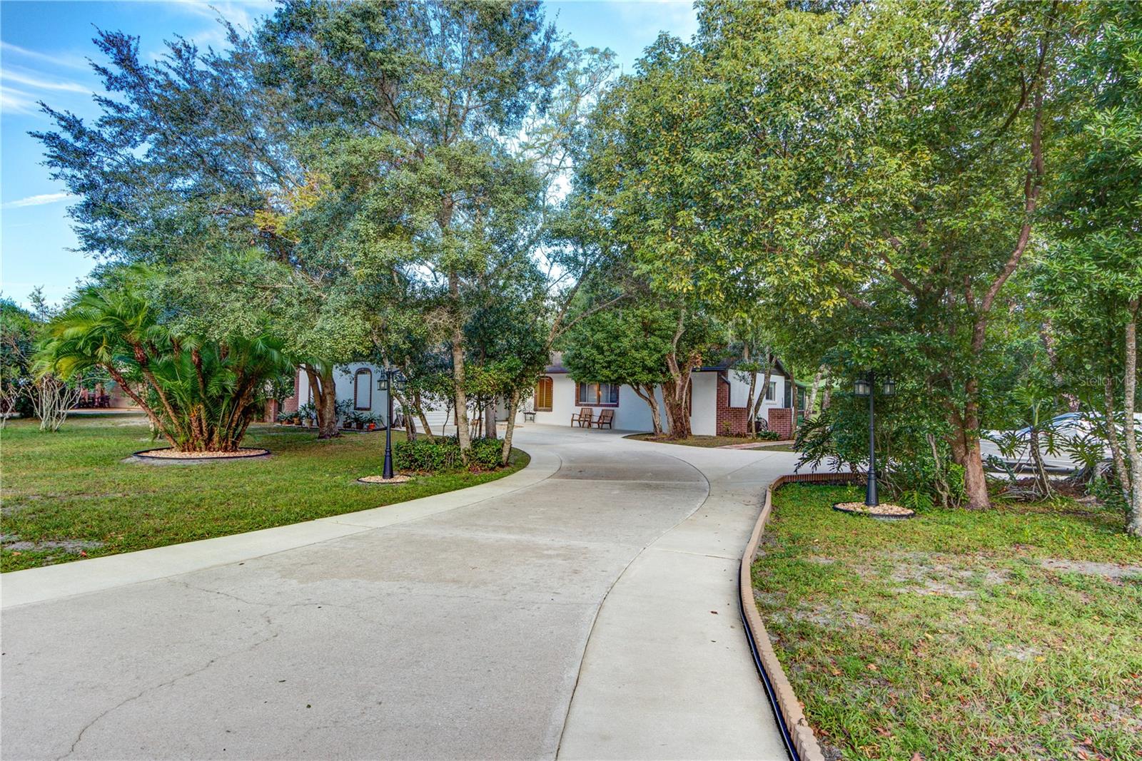 Image 40 of 60 For 205 Elaine Place