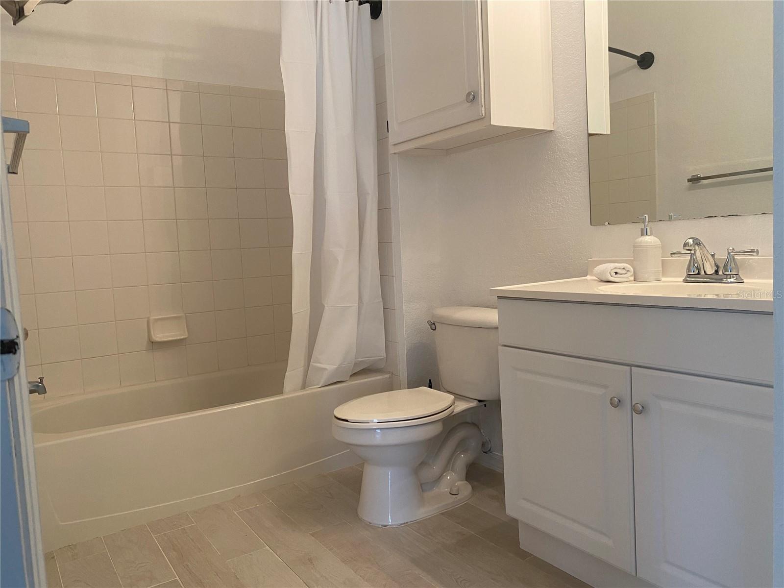 Image 11 of 17 For 8805 Dunes Court 301
