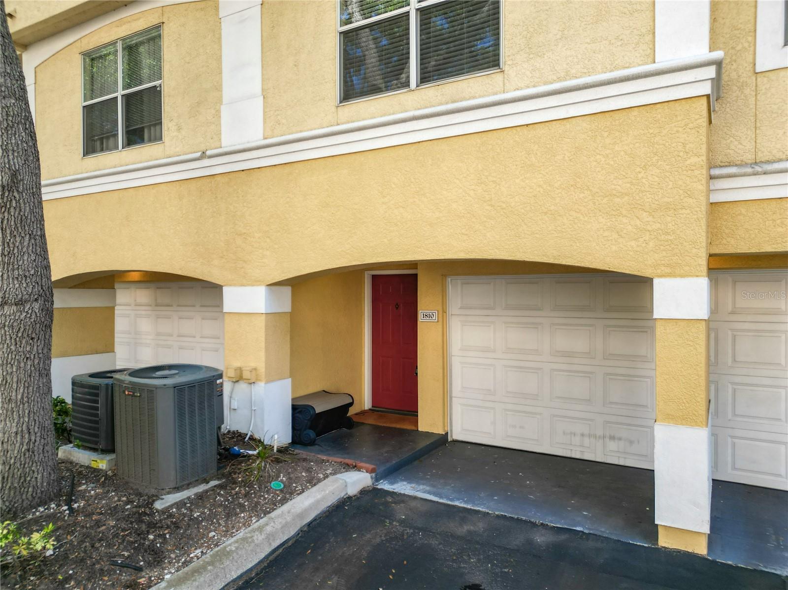 Image 4 of 59 For 1810 Shadow View Circle 1810
