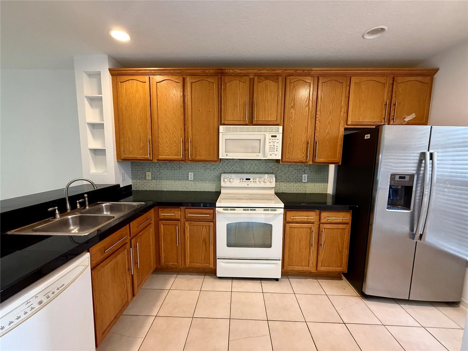 Image 3 of 30 For 3549 Wilshire Way Road 56