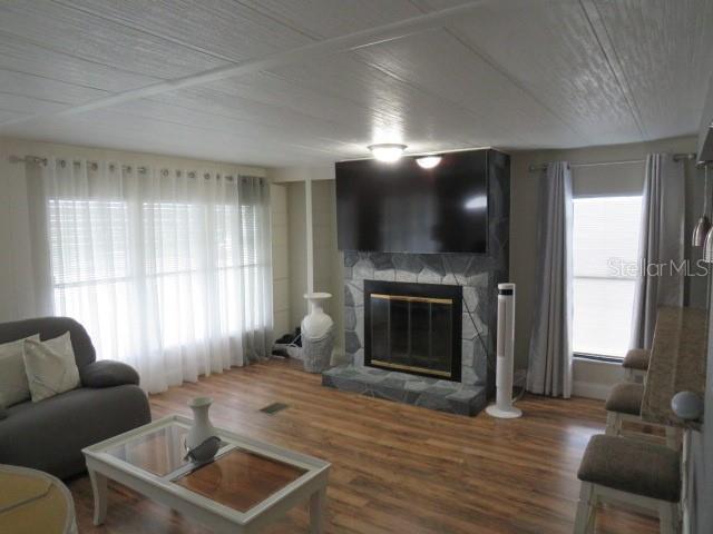 Image 11 of 32 For 5420 Golden Gate Boulevard