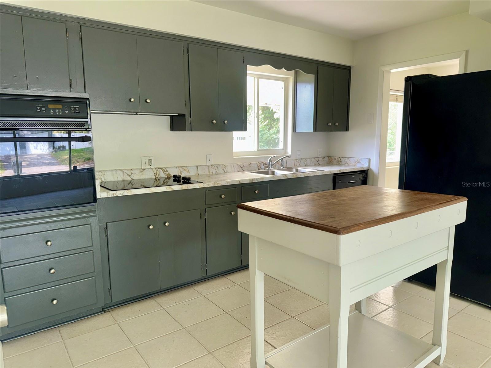 Image 3 of 12 For 1326 Edmundshire Lane