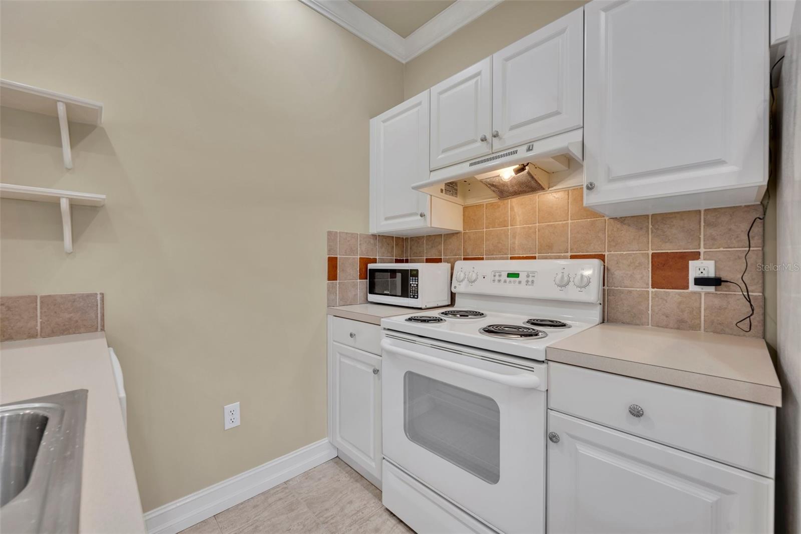 Image 8 of 18 For 4451 Twinview Lane