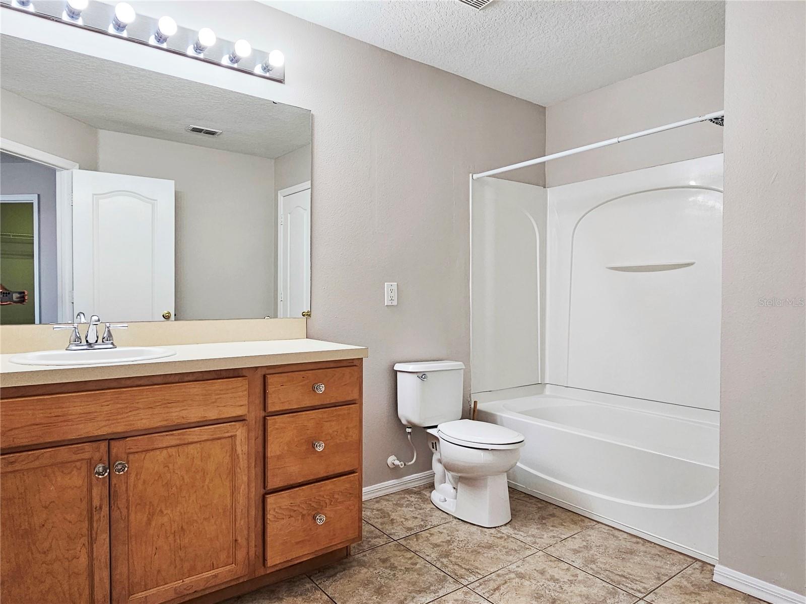 Image 16 of 27 For 13876 Red Mangrove Drive