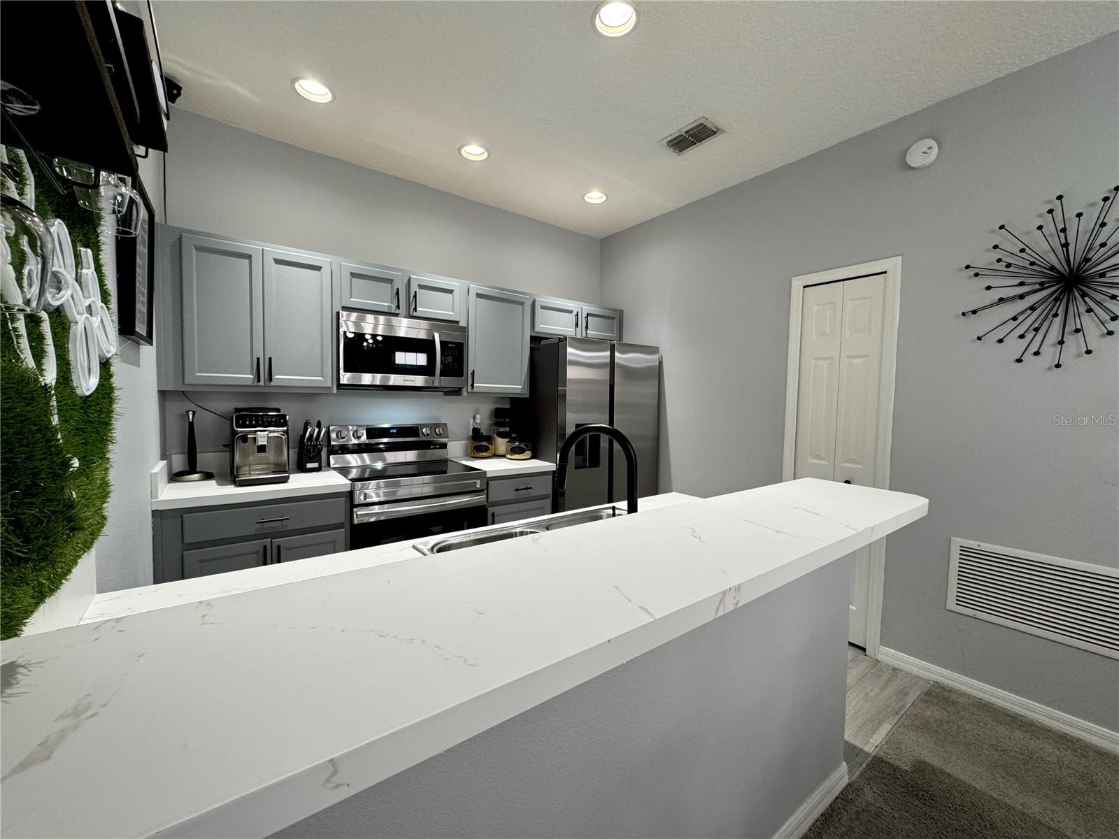 Image 10 of 31 For 1760 Coriander Drive