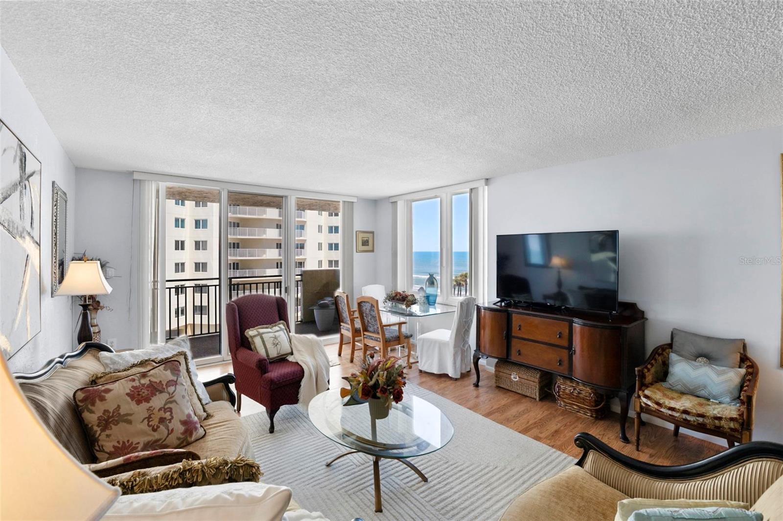 Image 8 of 17 For 2947 Atlantic Avenue 506