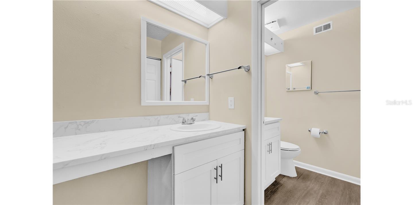 Image 18 of 26 For 4402 Middlebrook Road 4