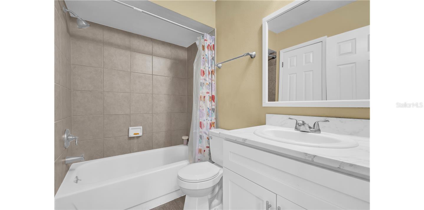 Image 9 of 26 For 4402 Middlebrook Road 4