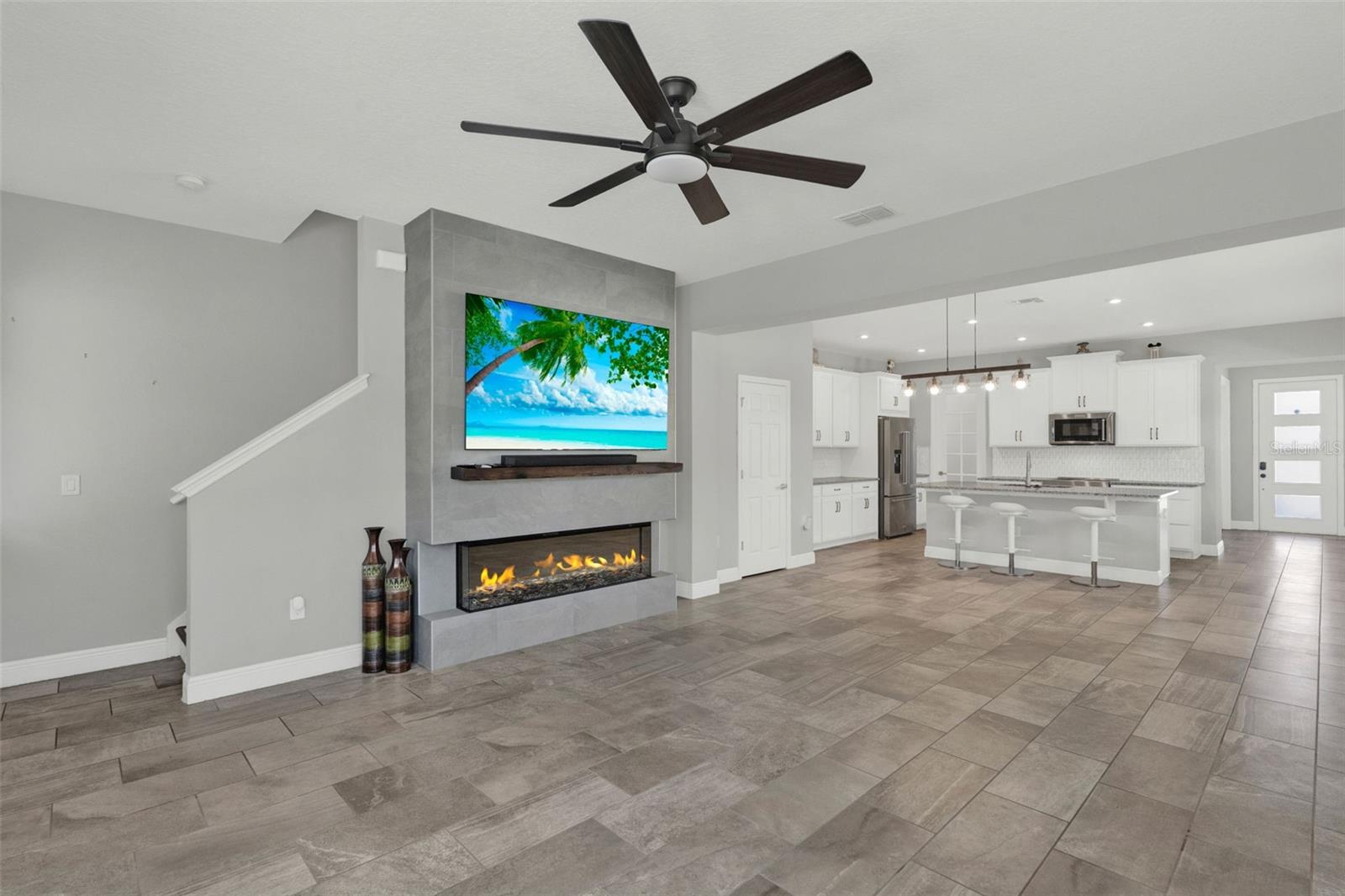 Image 12 of 50 For 15975 Marina Bay Drive