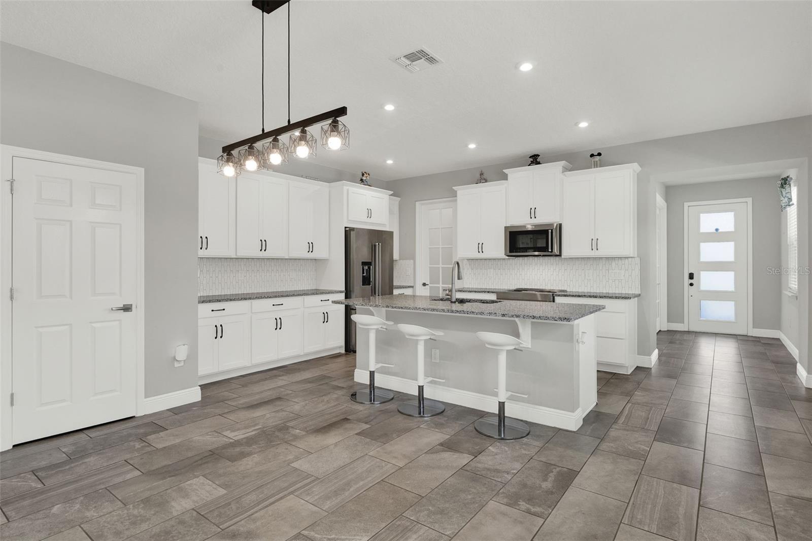 Image 6 of 50 For 15975 Marina Bay Drive