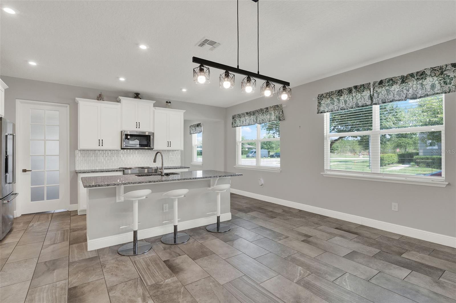 Image 8 of 50 For 15975 Marina Bay Drive