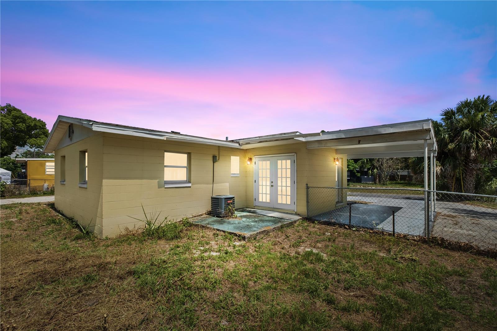 Image 19 of 20 For 1125 Emerald Drive