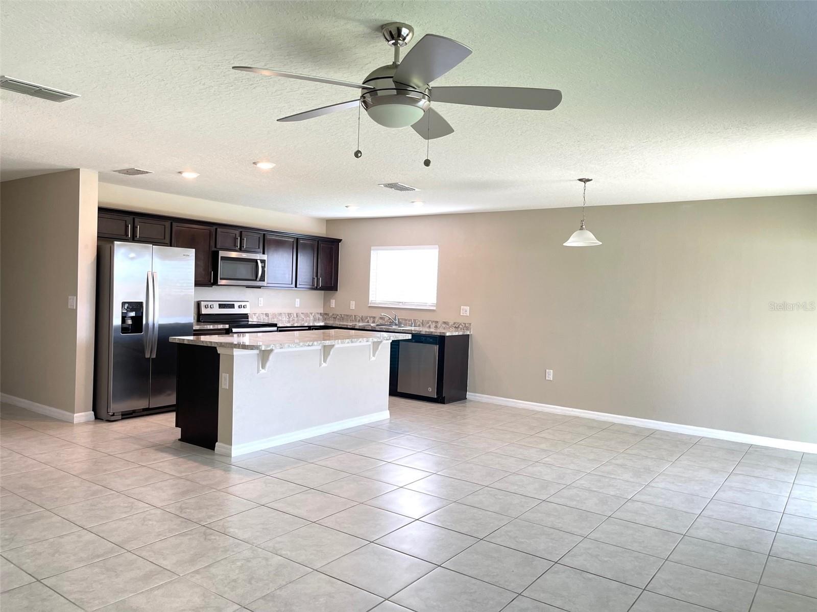 Image 3 of 14 For 2847 Mosshire Circle