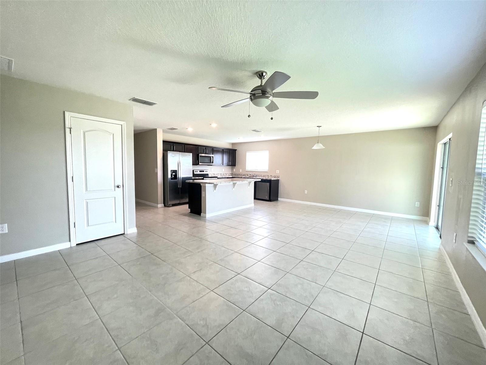 Image 4 of 14 For 2847 Mosshire Circle