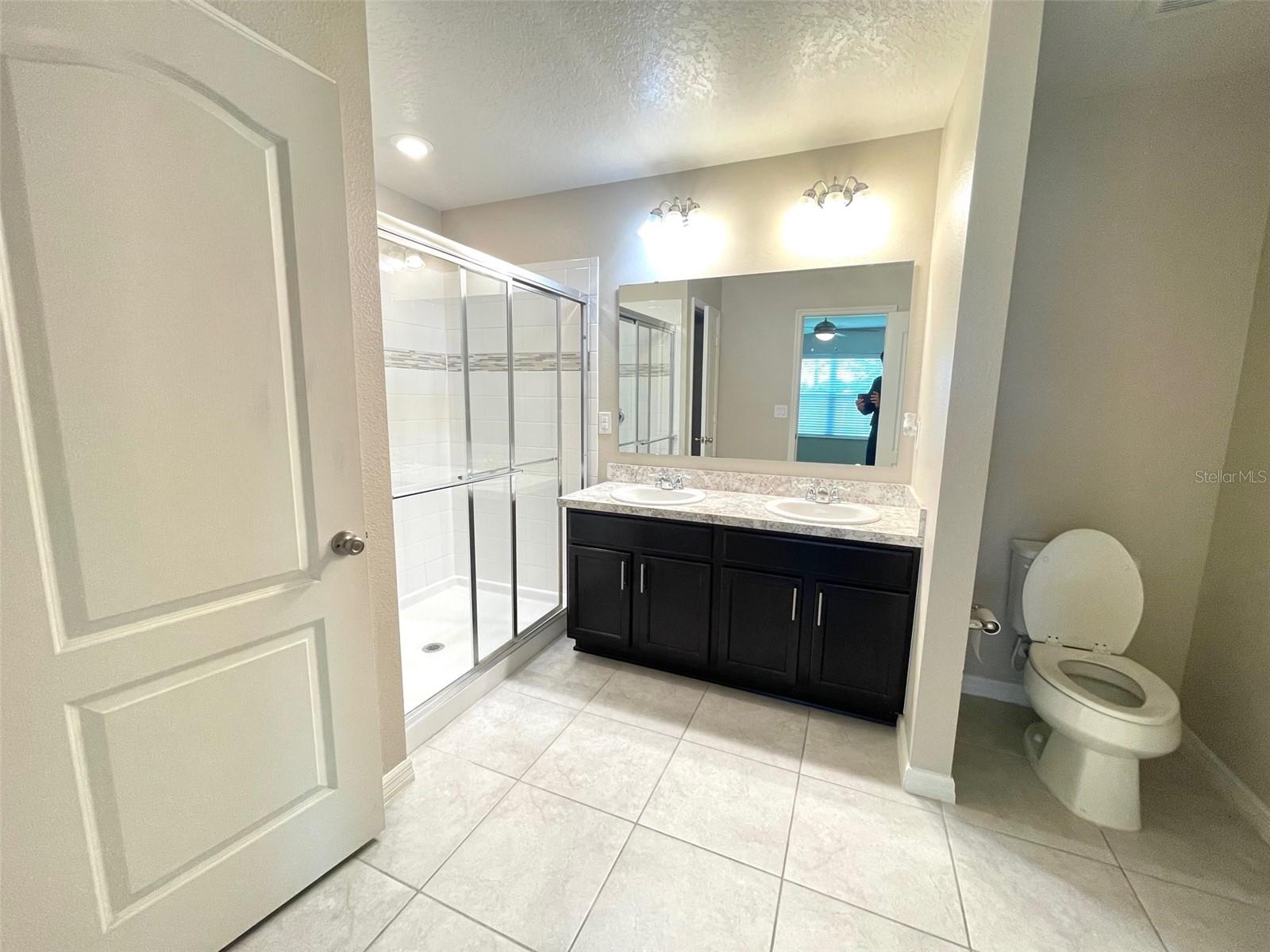 Image 8 of 14 For 2847 Mosshire Circle