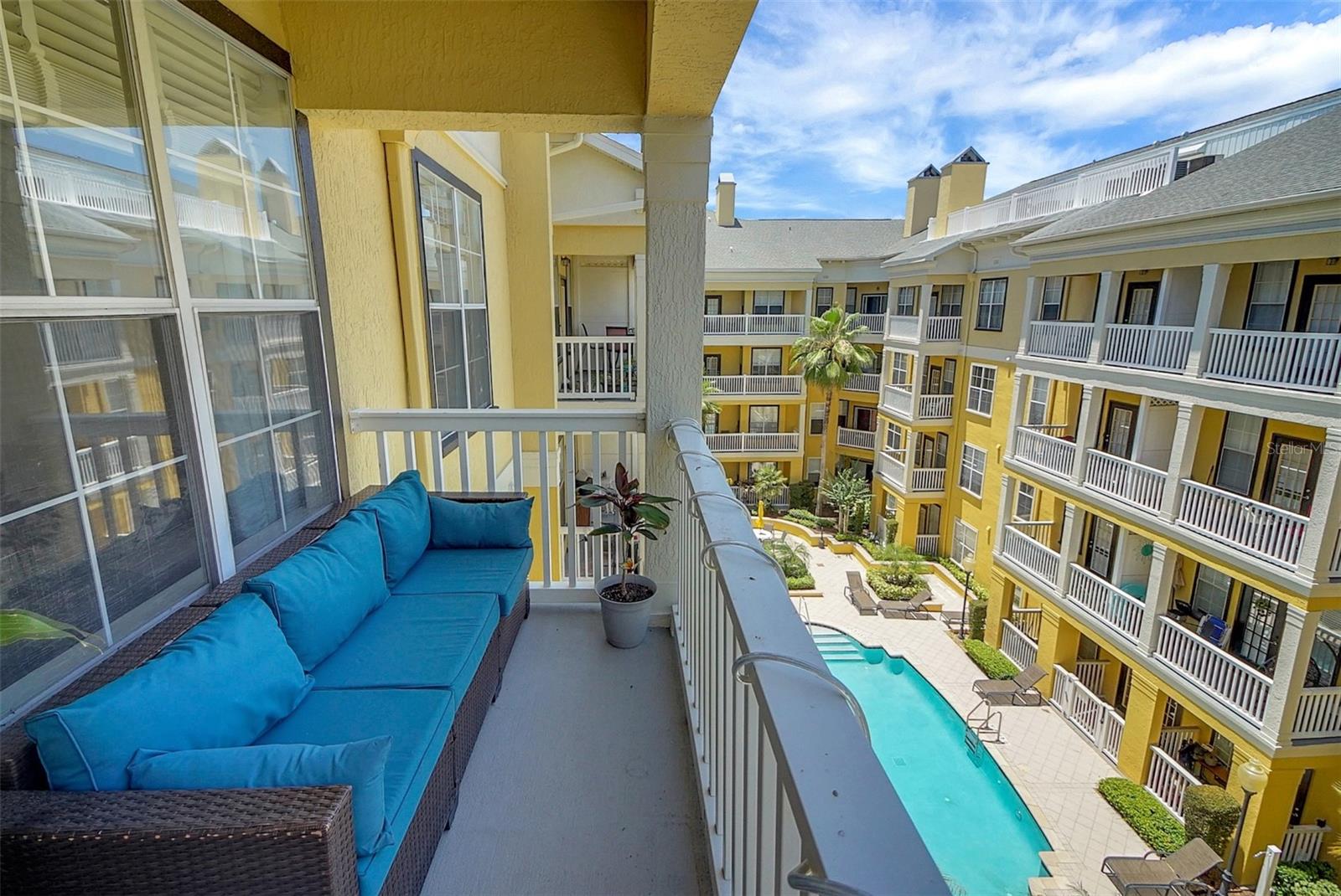 Image 15 of 34 For 860 Orange Avenue 448