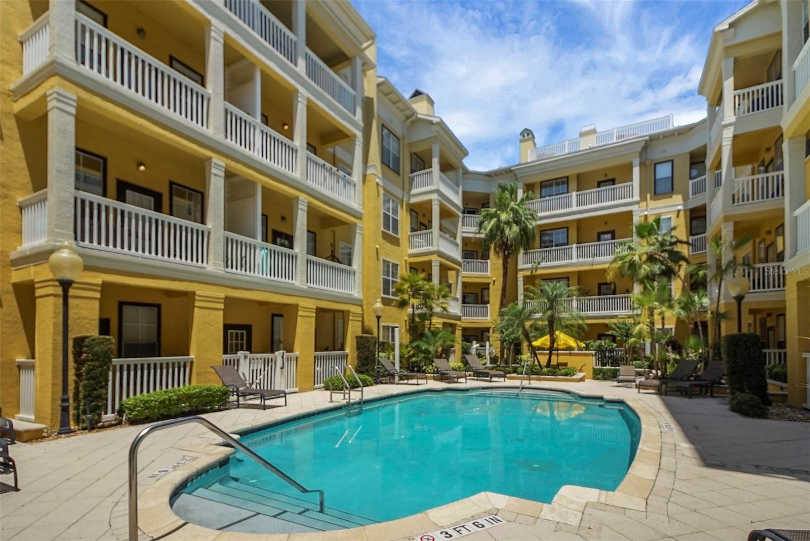 Image 31 of 34 For 860 Orange Avenue 448