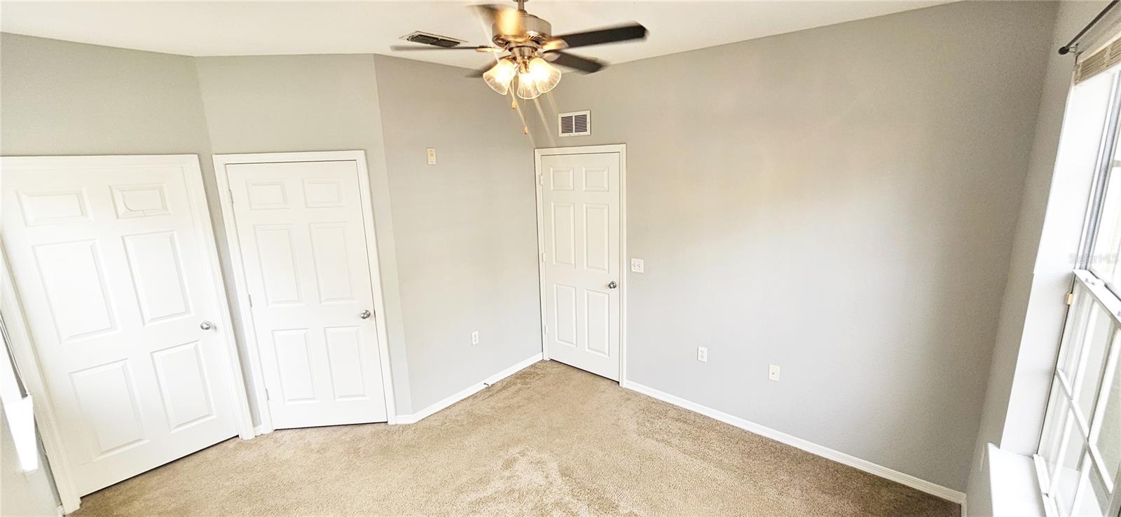 Image 11 of 29 For 8103 Lillies Way 108