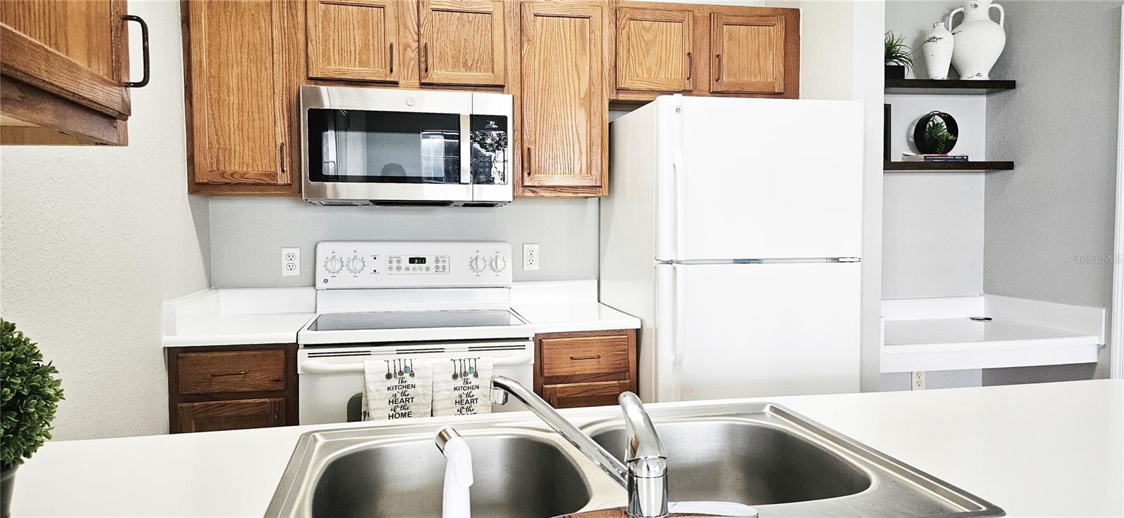 Image 3 of 29 For 8103 Lillies Way 108