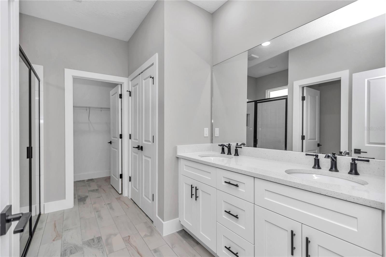 Image 30 of 62 For 12193 69 Place