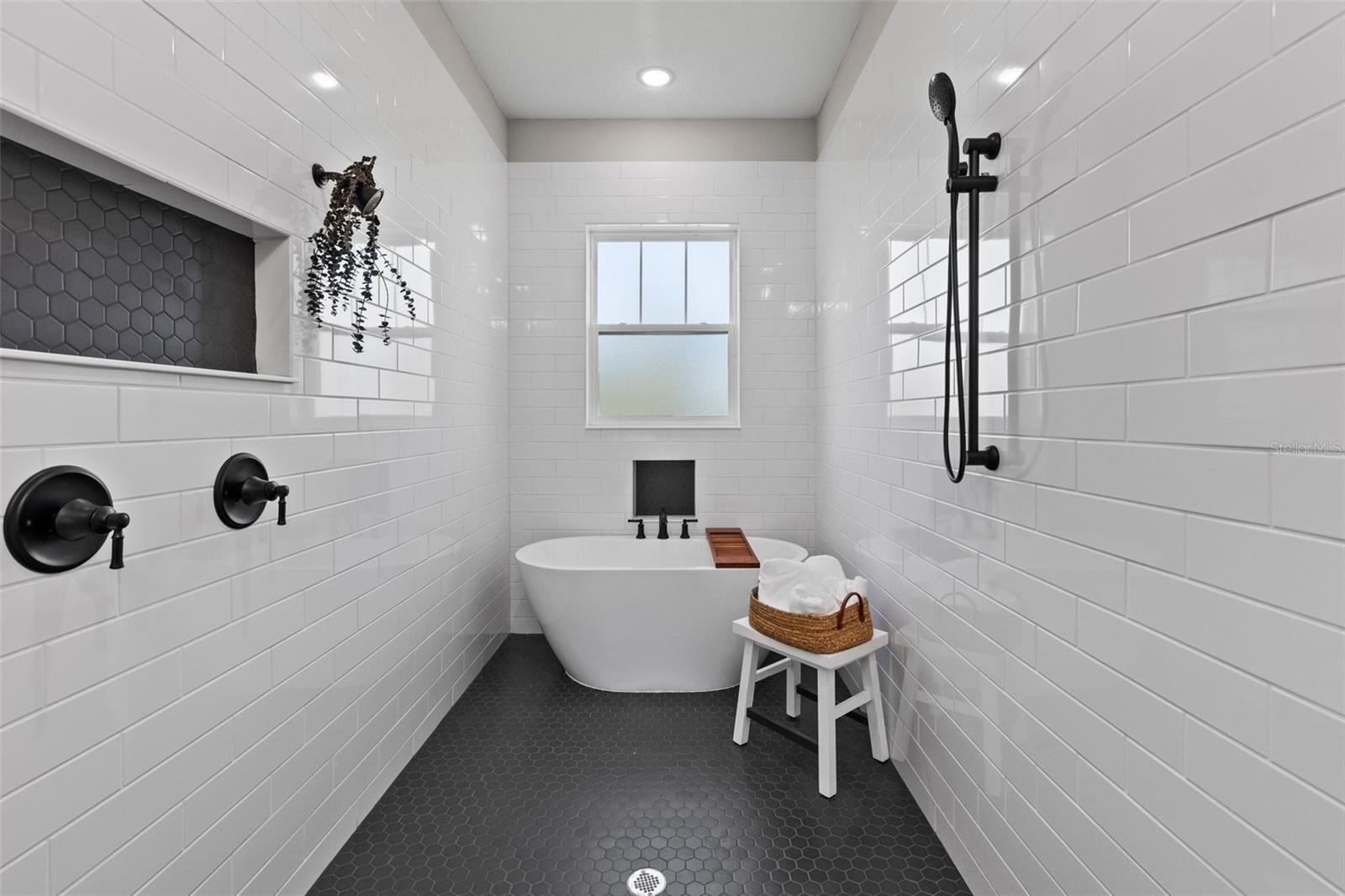 Image 48 of 62 For 12193 69 Place