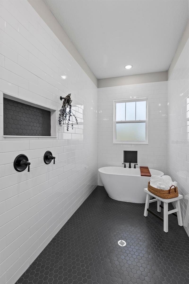 Image 49 of 62 For 12193 69 Place