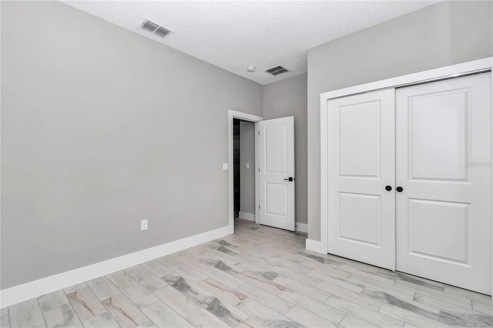 Image 8 of 62 For 12193 69 Place
