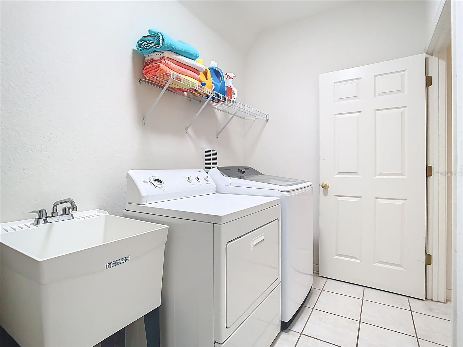 Image 38 of 49 For 7323 Cypress Grove Road 87