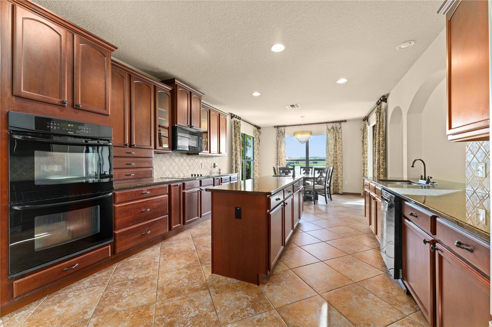 Image 12 of 100 For 3041 Boating Boulevard