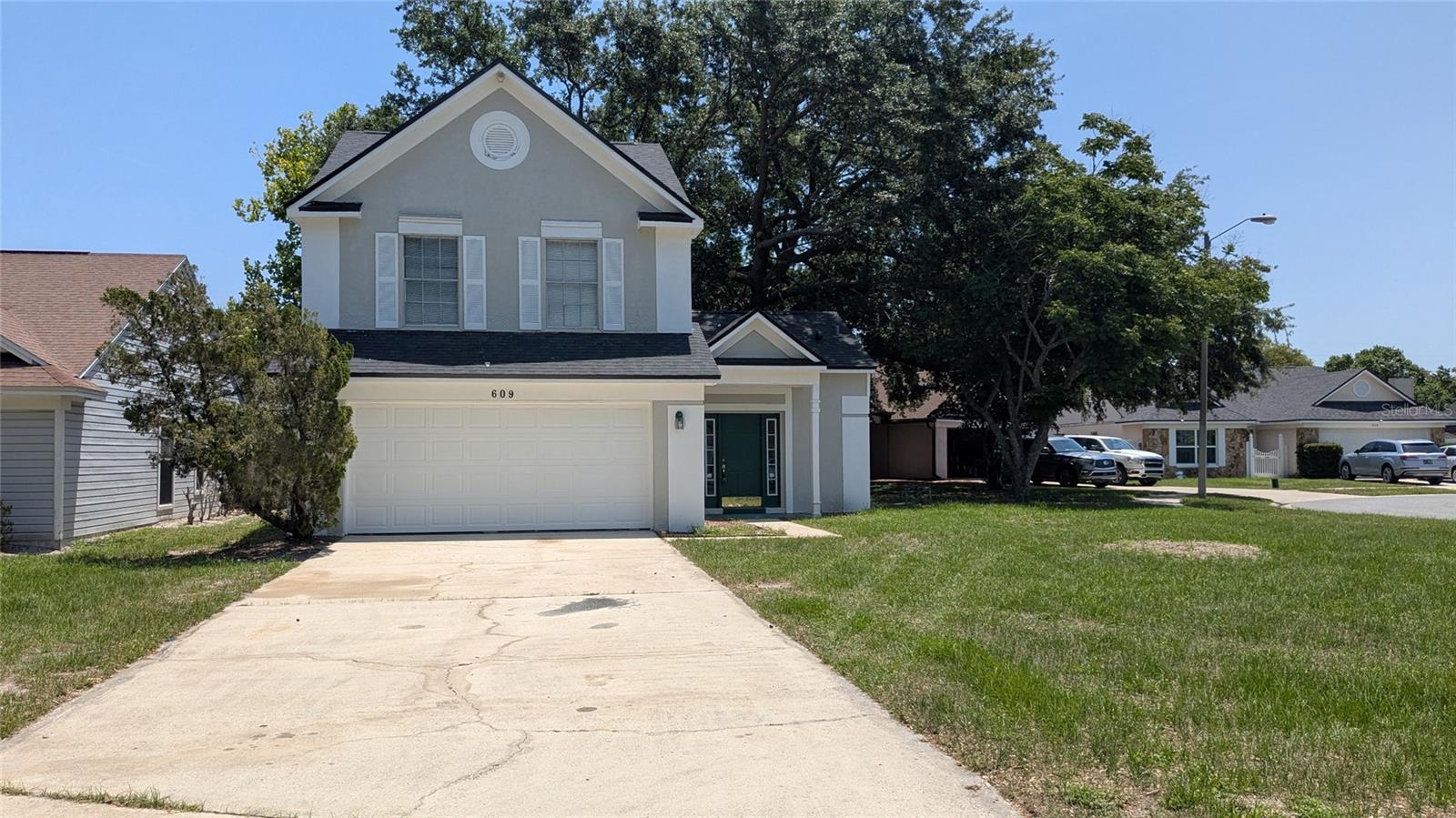 Image 3 of 28 For 609 Whittingham Place