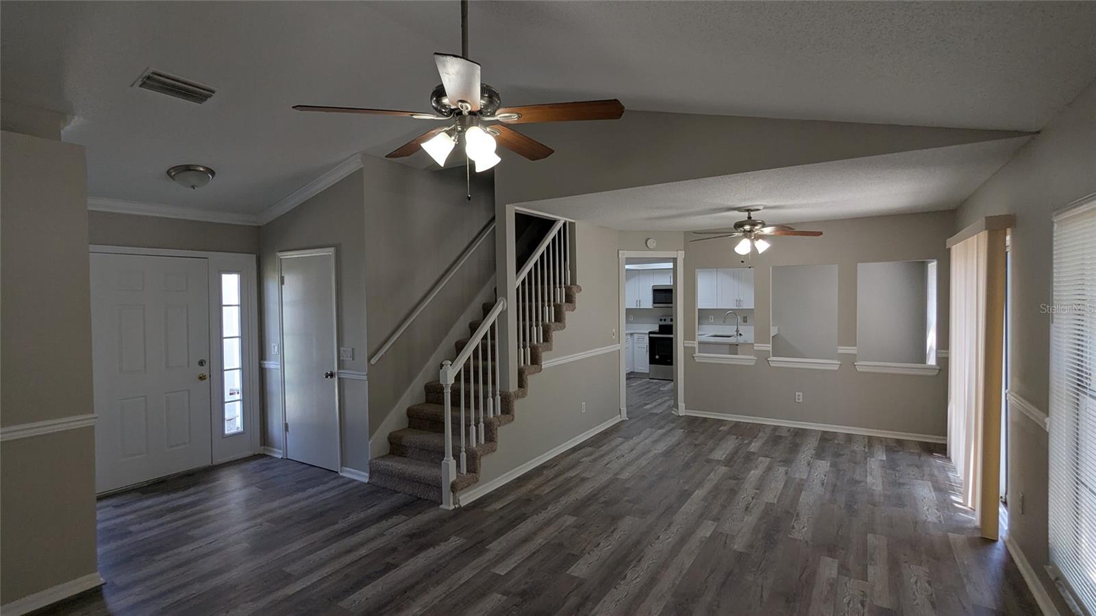 Image 7 of 28 For 609 Whittingham Place