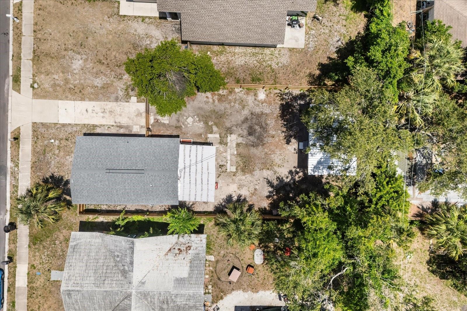 Listing photo id 28 for 1465 Pierce Street