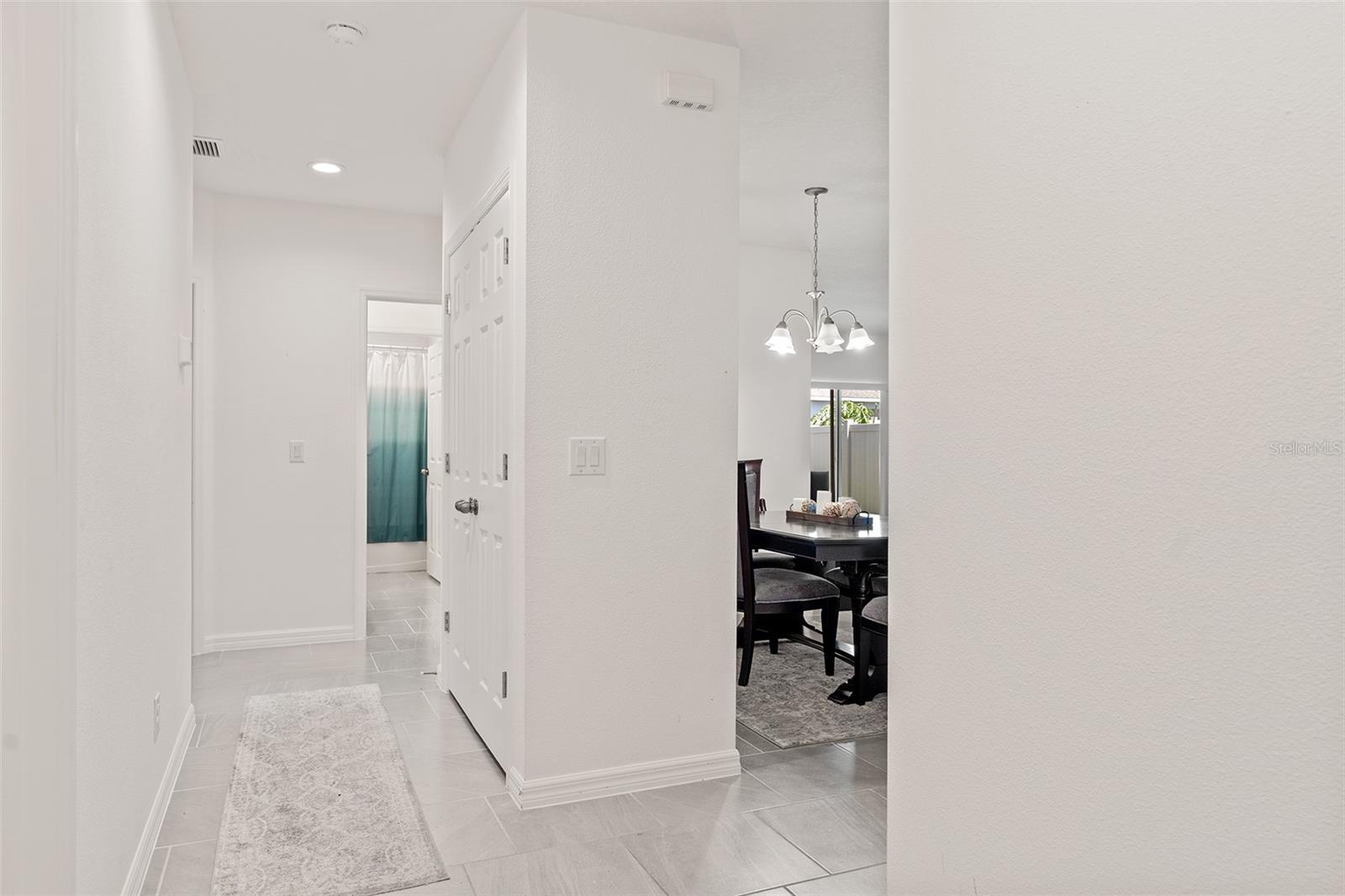 Image 3 of 39 For 9356 St Therese Street