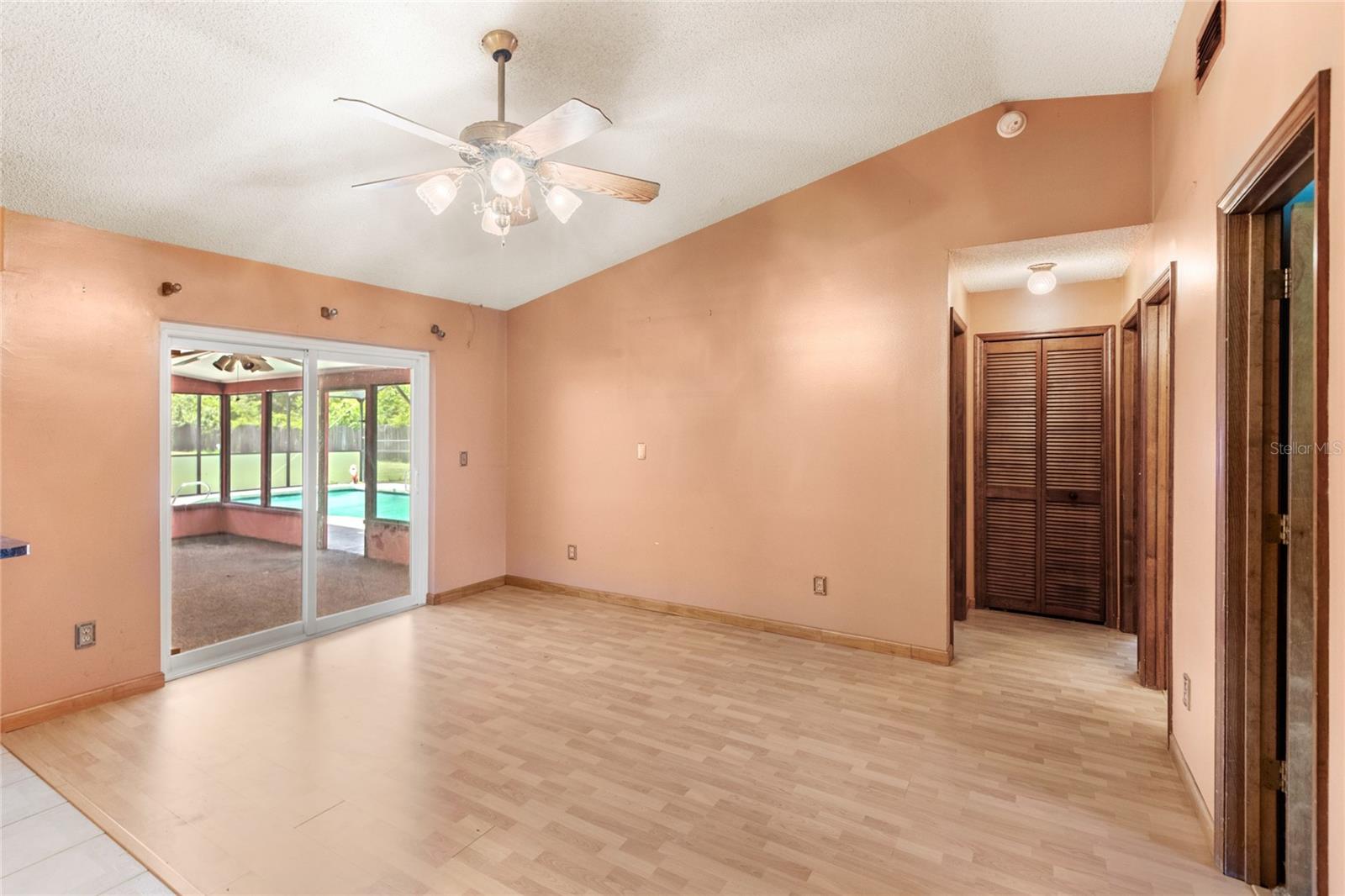 Image 10 of 41 For 2409 Pinyon Court